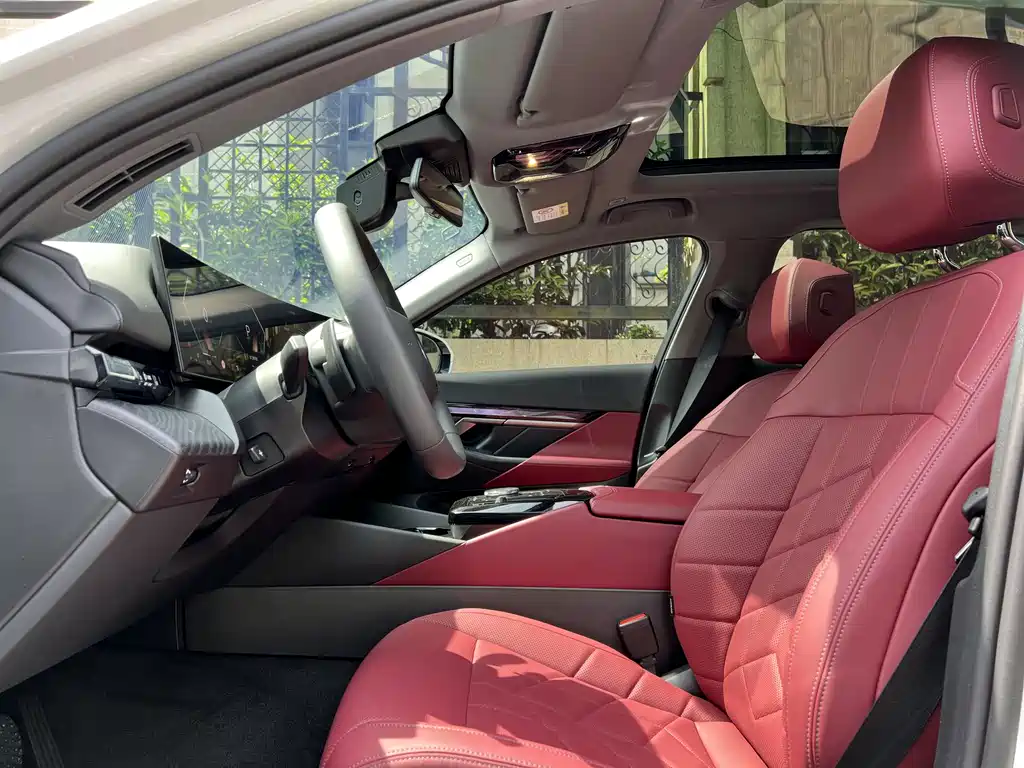 BMW 5 Series 2024 530Li Leading Edition Luxury Package