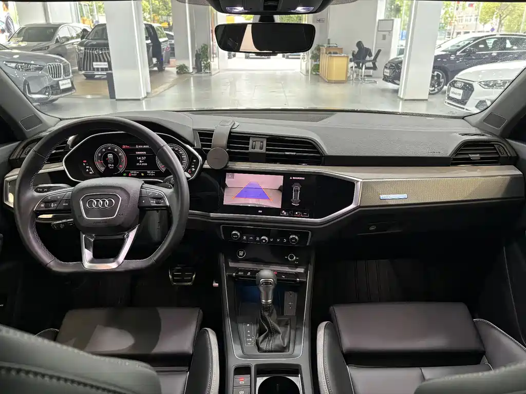 Audi Q3 2024 40 TFSI Fashion Dynamic