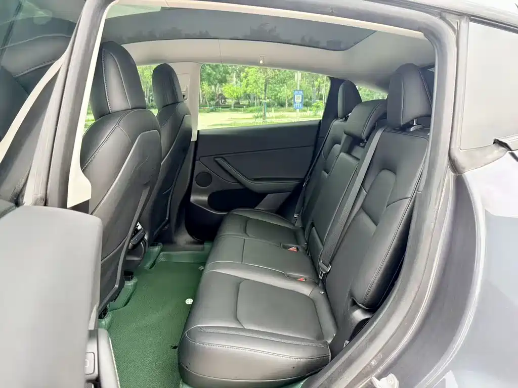 Model Y Long Range All-Wheel Drive