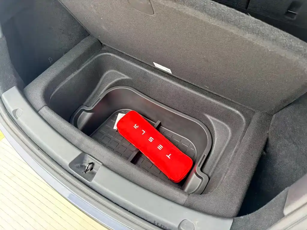 Model Y Long Range All-Wheel Drive