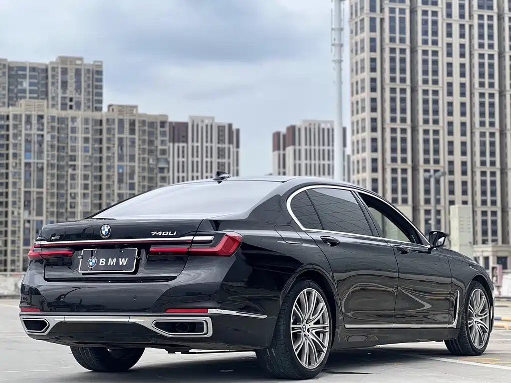 BMW 7 Series 2021 740Li xDrive Executive Luxury Package