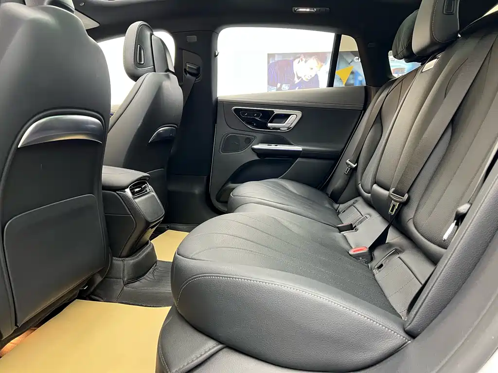 Mercedes-Benz EQE 350 Luxury Edition 2022