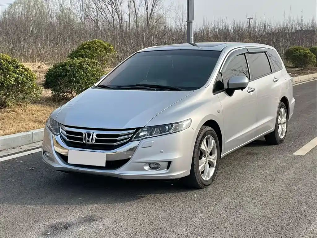 Honda Odyssey 2013 2.4L Luxury Edition