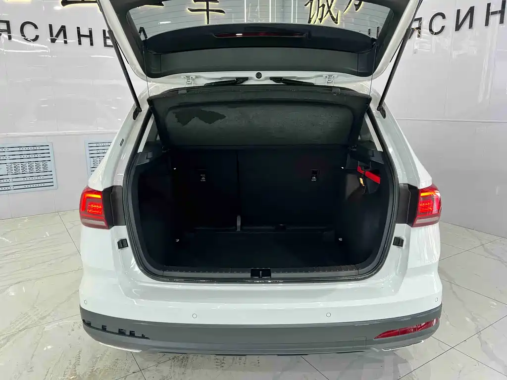 Volkswagen Tharu 2022 280TSI 2WD Luxury Edition