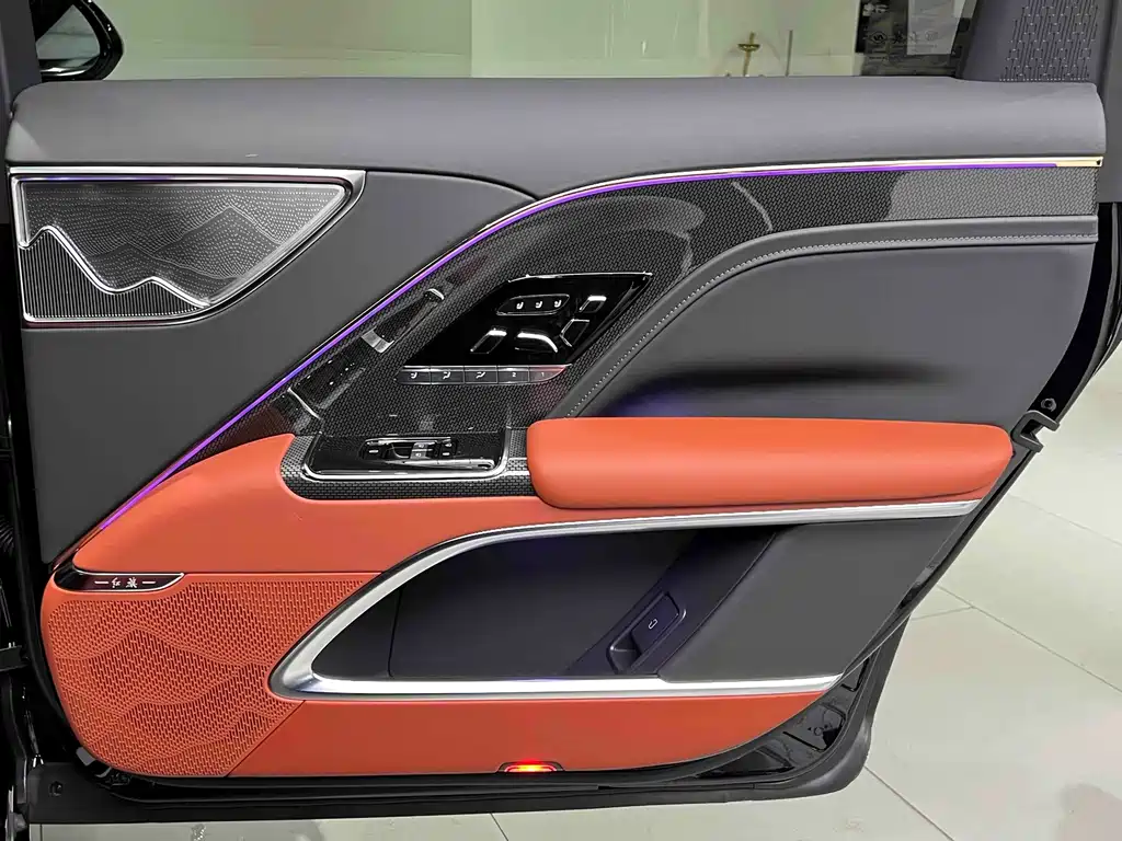 Hongqi Guoya 2024 3.0T V6