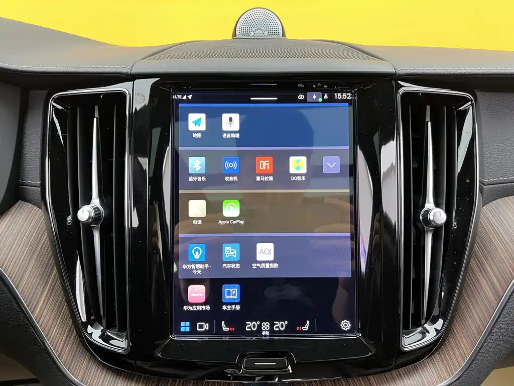 Volvo XC60 2022 B5 AWD Zhiyuan Luxury Edition