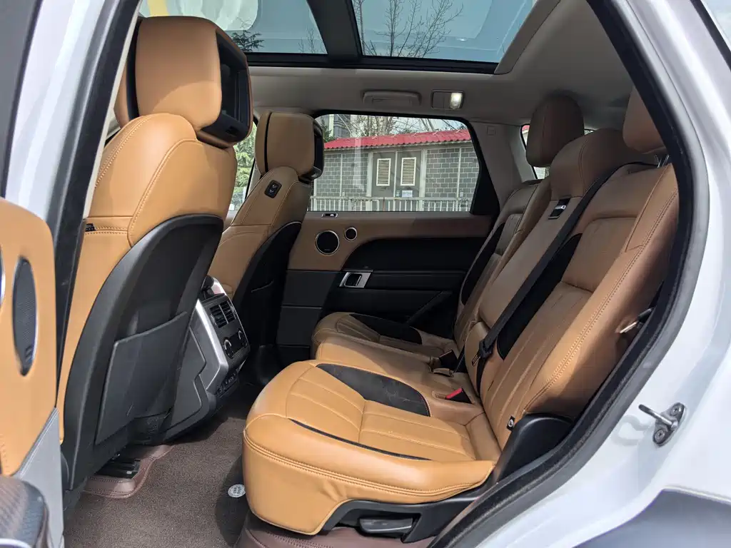 2020 Range Rover Sport 3.0 L6 HSE Dynamic