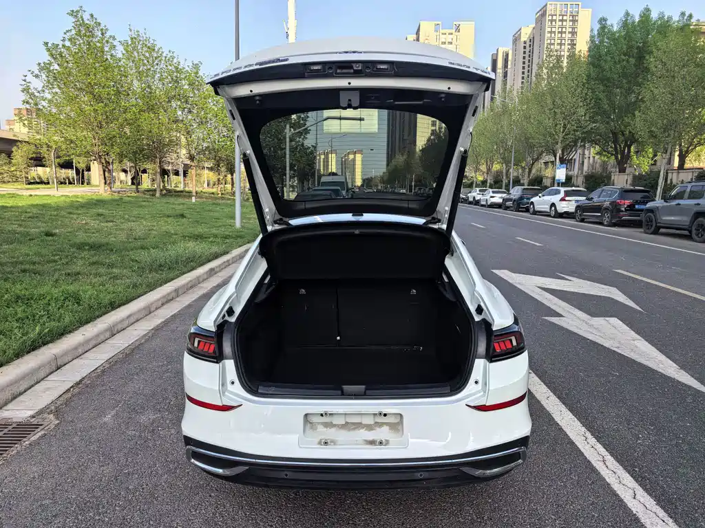 Volkswagen Lamando L 2024 280TSI DSG Cool Spicy Edition