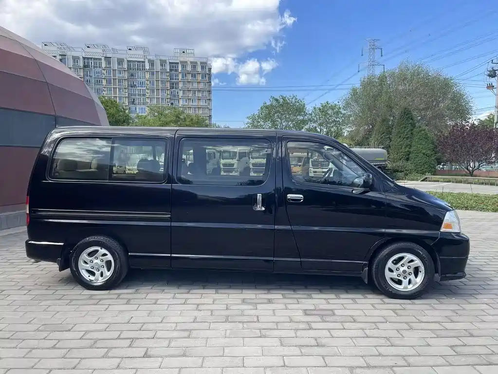 Jinbei Granse 2007 2.7L Business Class Standard 9-Seater 3RZ