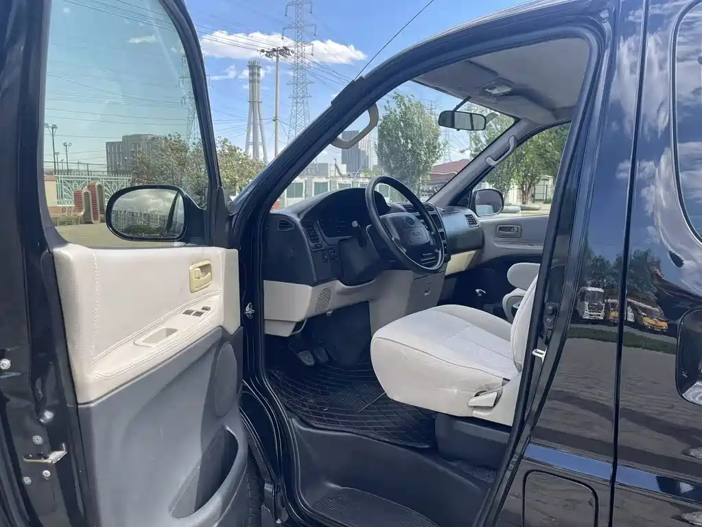 Jinbei Granse 2007 2.7L Business Class Standard 9-Seater 3RZ