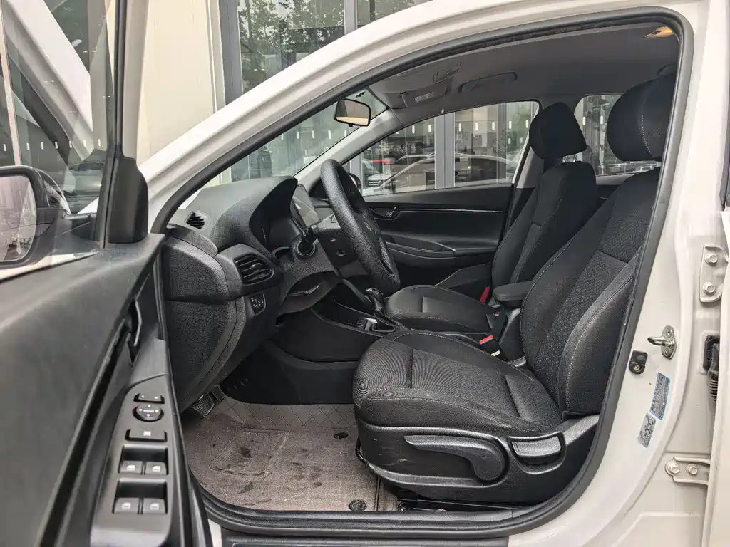 Elantra 2018 1.6L Automatic GL National VI