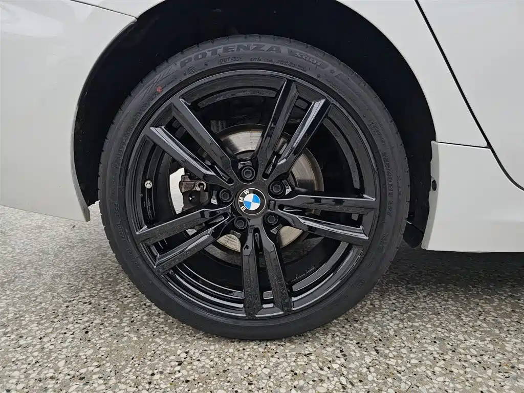 BMW 1 Series 2023 125i M Sport Night Edition