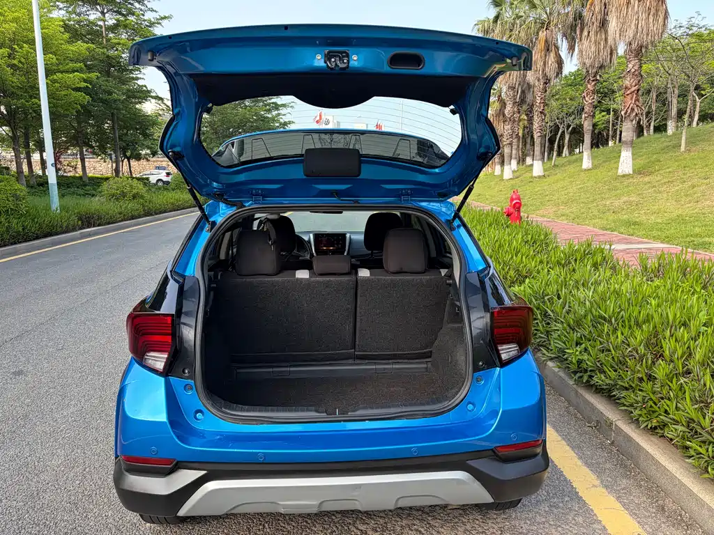 Yaris L Zhixuan 2021 Zhixuan X 1.5L CVT Luxury Edition
