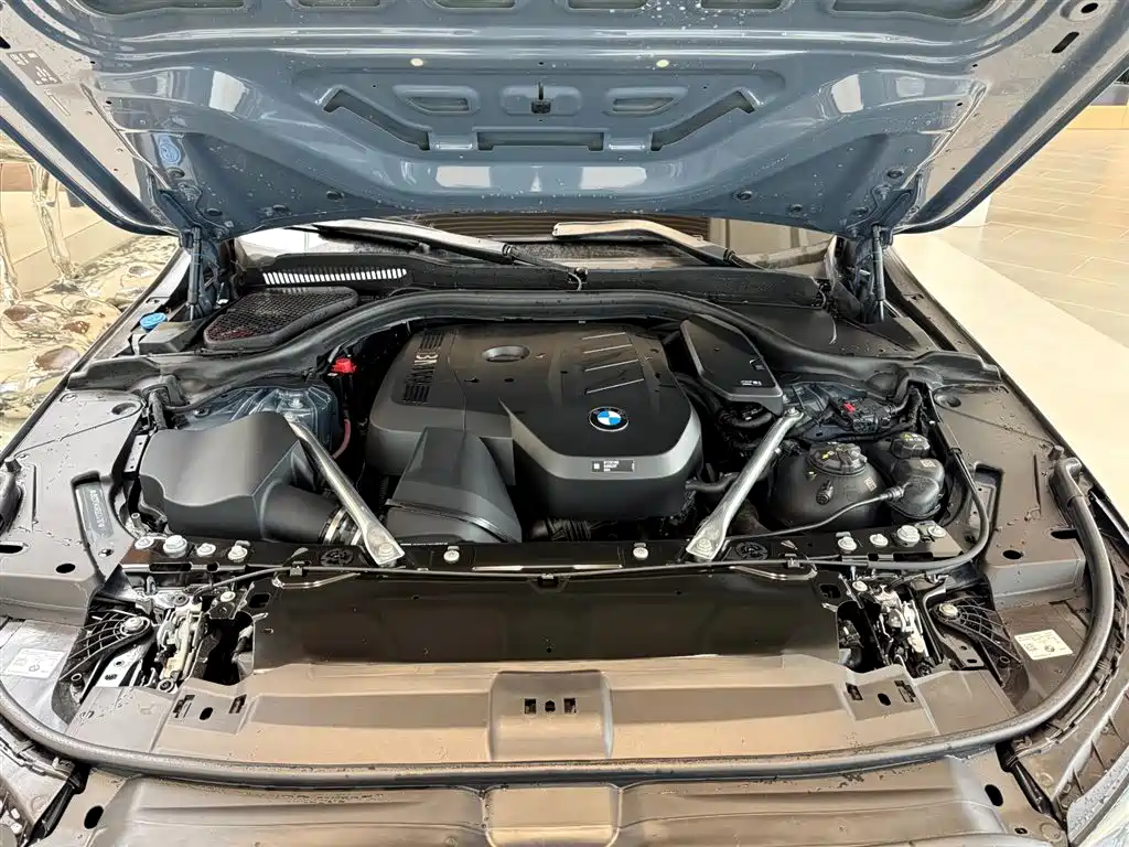 BMW 5 Series 2024 530Li Leading Edition M Sport Package