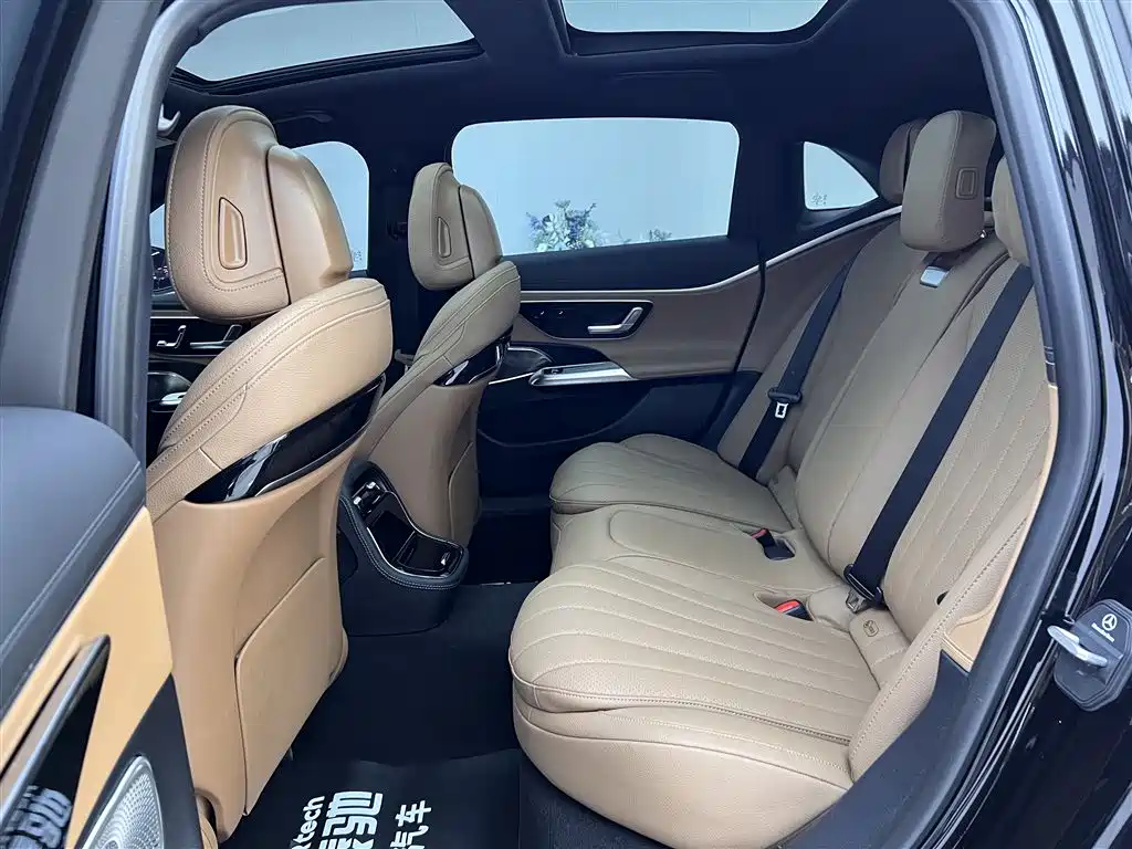 Mercedes-Benz E-Class 2024 E 260 L