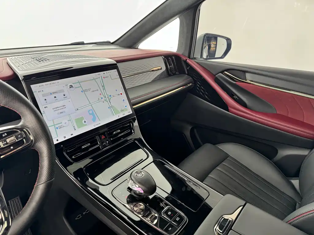 GAC Trumpchi M8 2023 Grandmaster Series 400T Supreme Edition