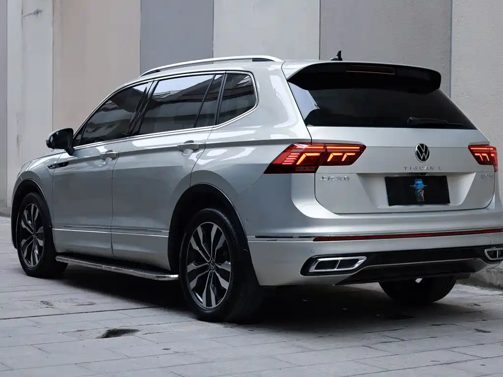 Tiguan L 2022 330TSI Automatic FWD R-Line Yuexiang Edition