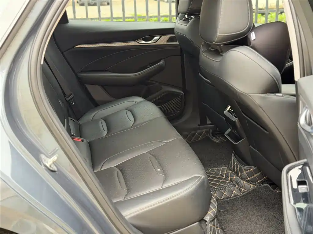 Geely Xingrui 2021 2.0TD Luxury