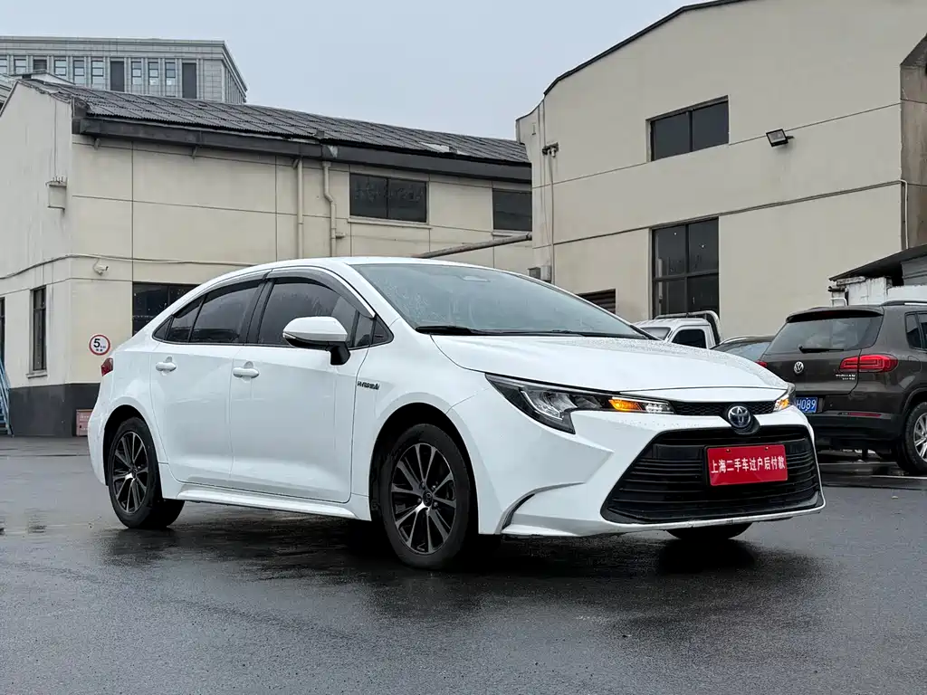 Toyota Levin 2023 Smart Hybrid Dual Engine 1.8L Leading Edition