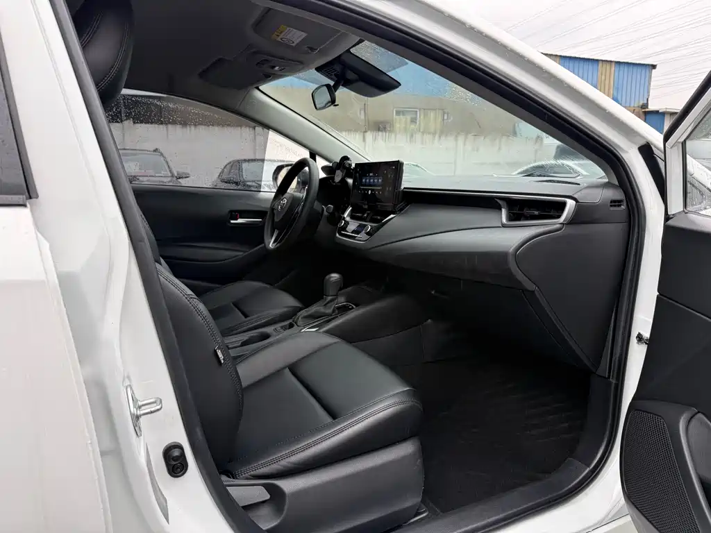Toyota Levin 2023 Smart Hybrid Dual Engine 1.8L Leading Edition
