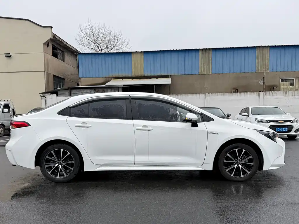 Toyota Levin 2023 Smart Hybrid Dual Engine 1.8L Leading Edition