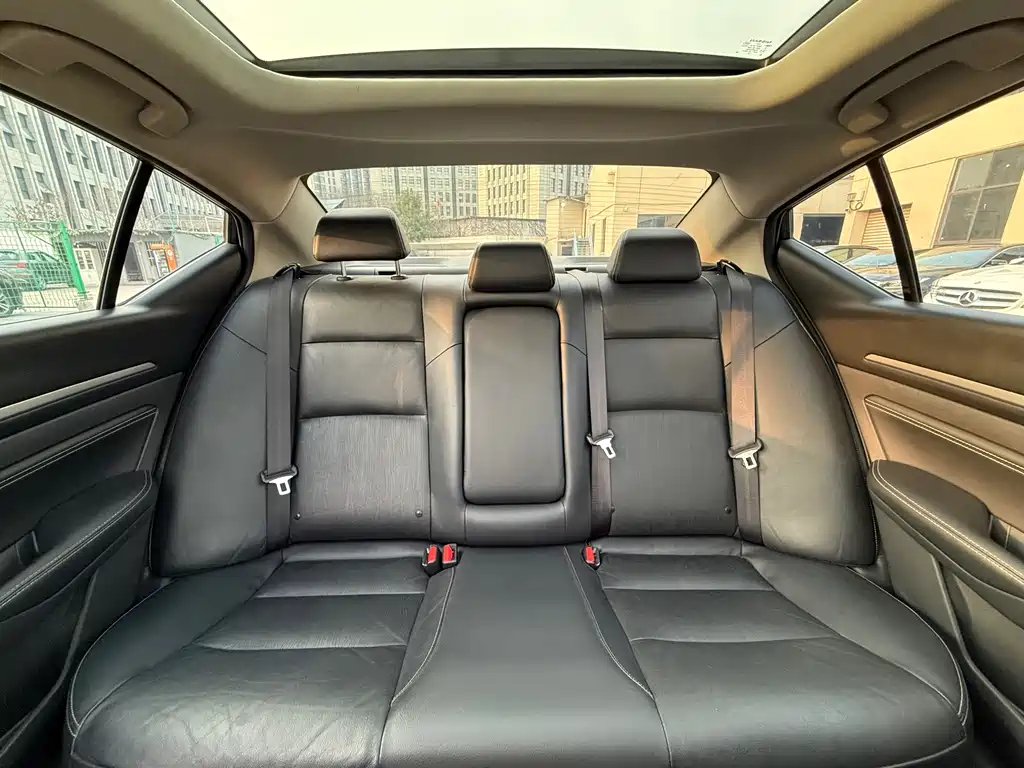 Nissan Altima 2021 2.0L XL Upper AD1 Intelligent Driving Pilot Edition