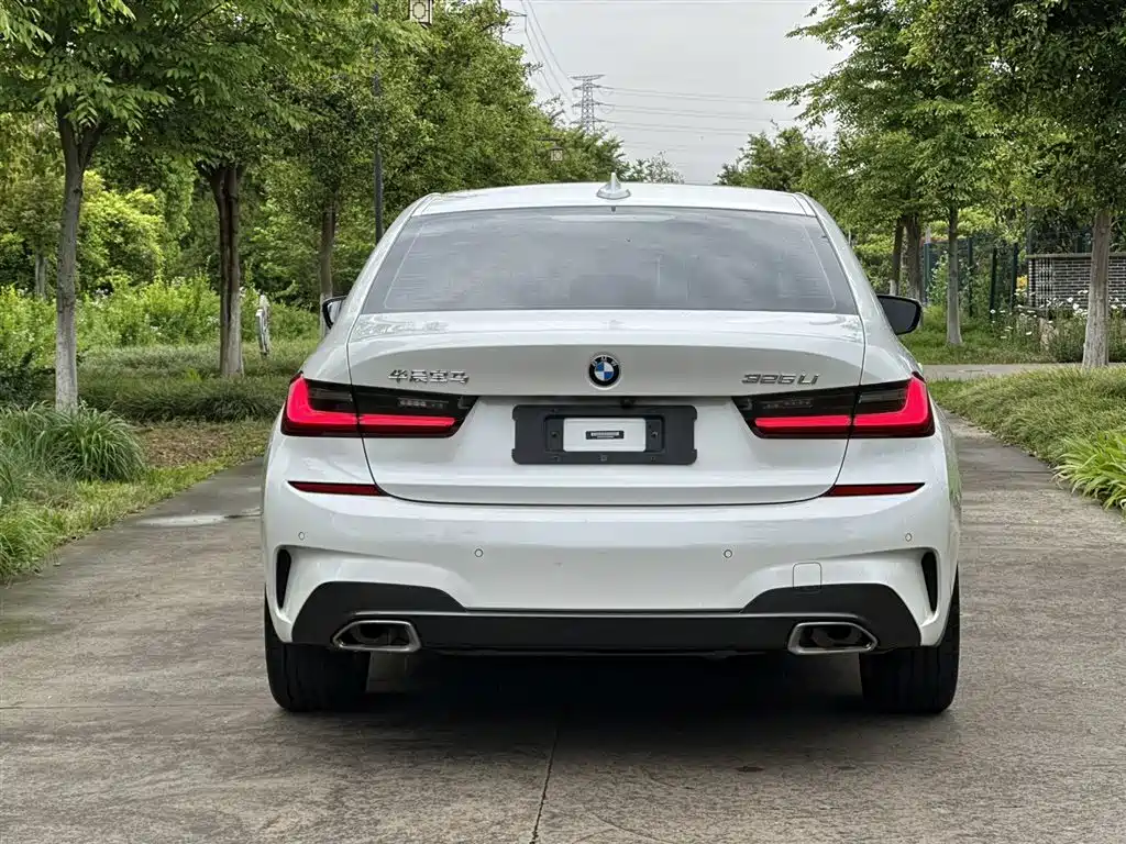 BMW 3 Series 2022 Facelift 325Li M Sport Package
