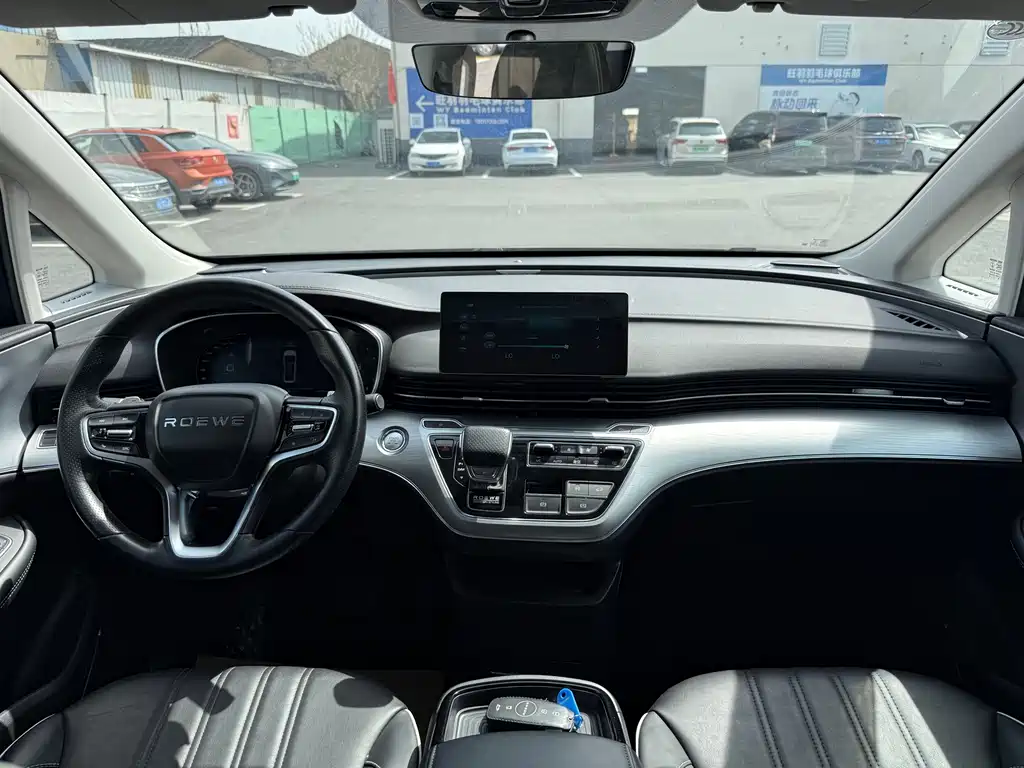 Roewe iMAX8 2023 400TGI Comfort Edition