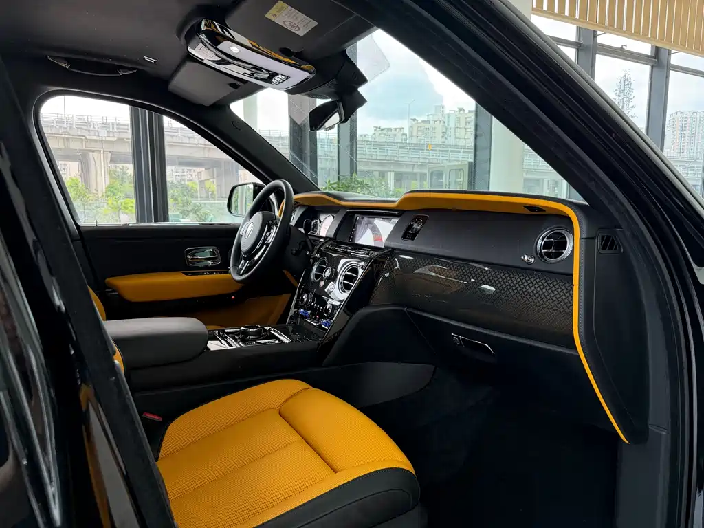 Cullinan 2020 Black Badge