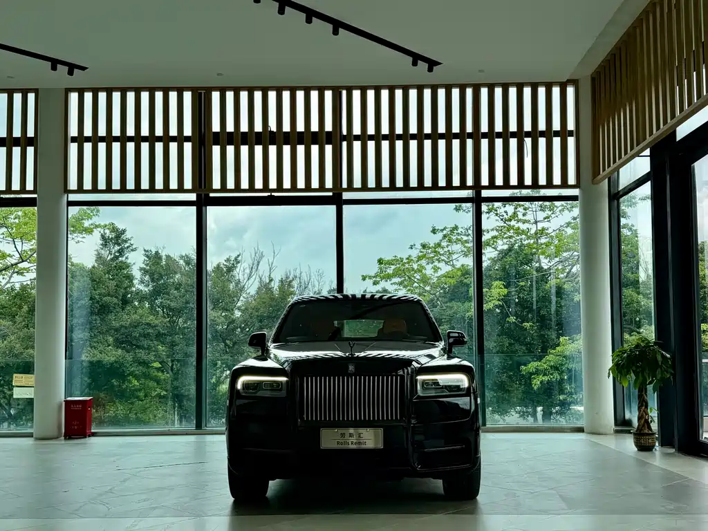 Cullinan 2020 Black Badge