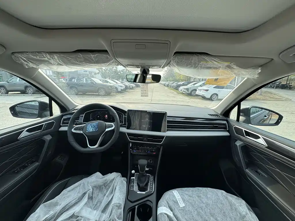 Tiguan L PHEV 2023 430PHEV Plug-in Hybrid Premium Edition
