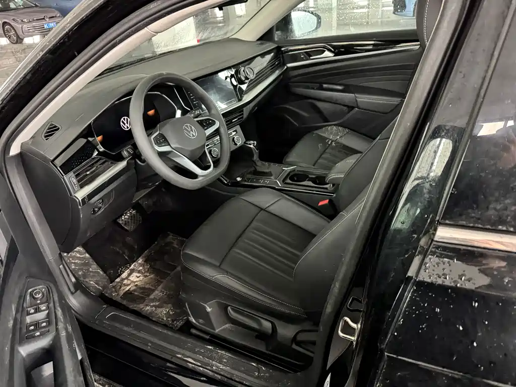 Passat 2024 280TSI Business Edition