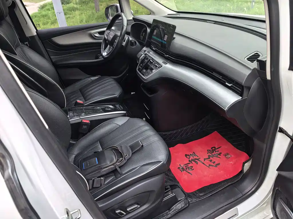 Roewe iMAX8 2021 400TGI Supreme Series Zunrong Edition