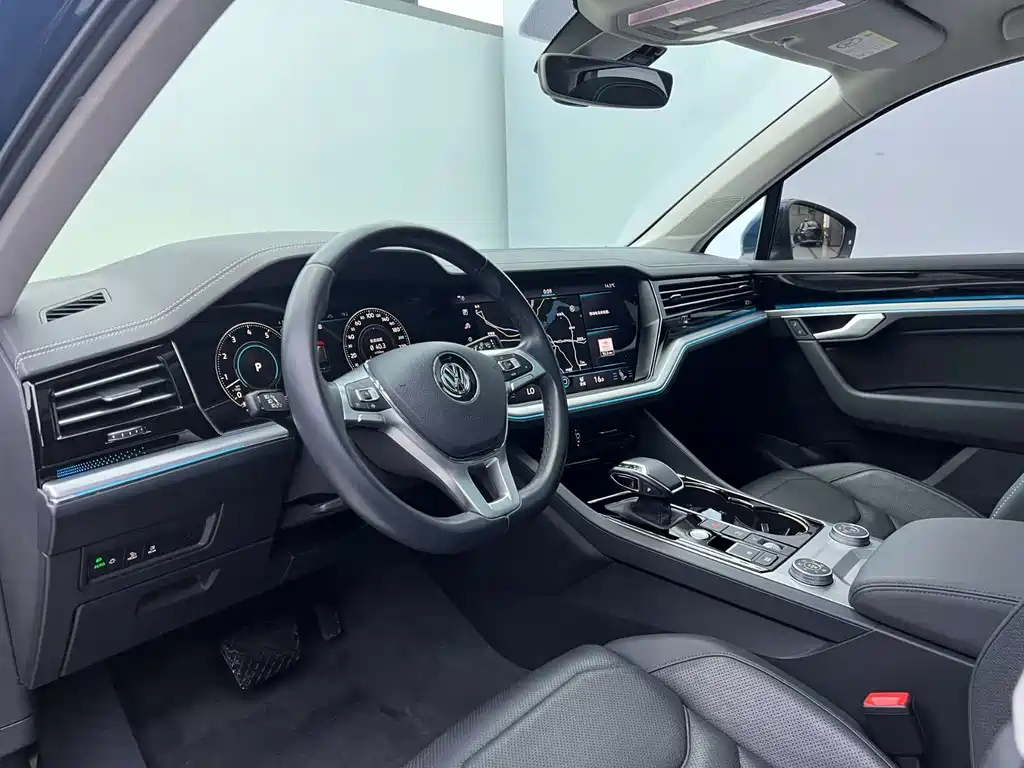 Volkswagen Touareg 2020 3.0 TSI Sharp Edition China VI