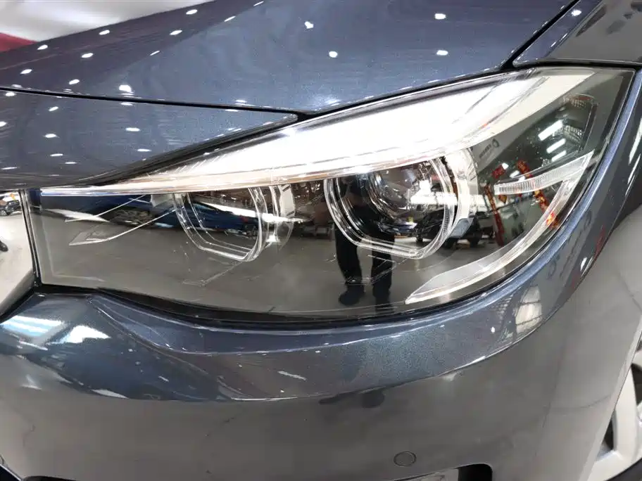 BMW 3 Series GT 2019 320i Fashion Edition