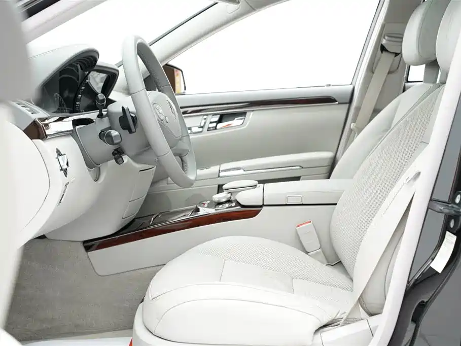 Mercedes-Benz S-Class 2010 S 300 L Luxury
