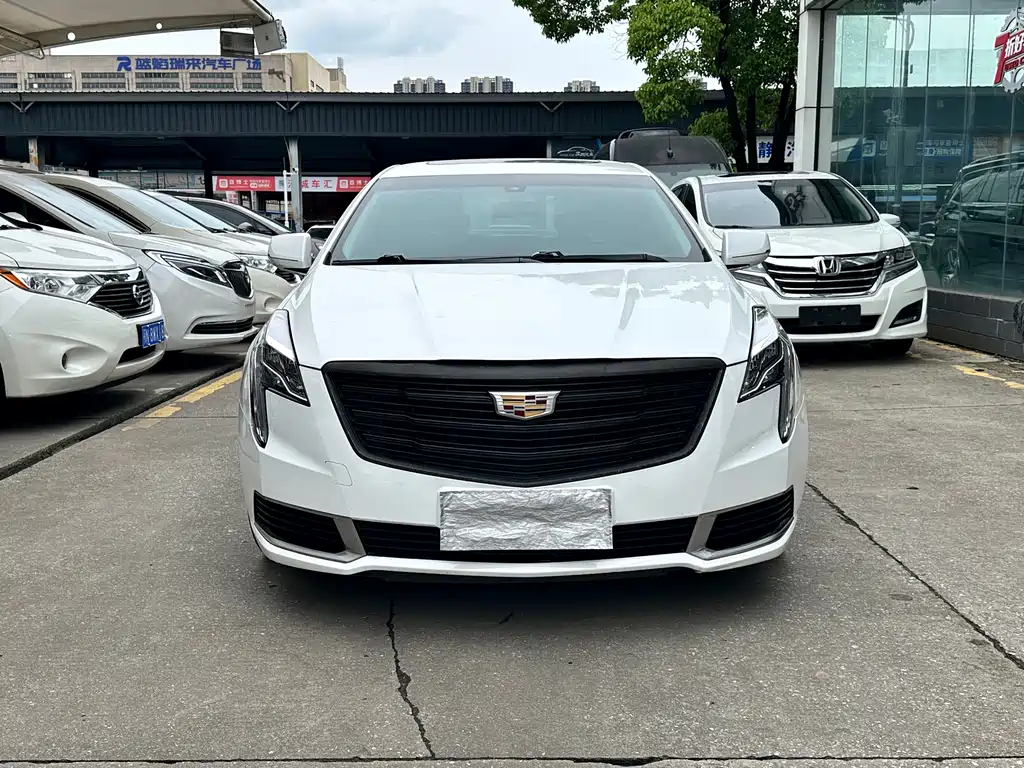 Cadillac XTS 2018 28T Technical