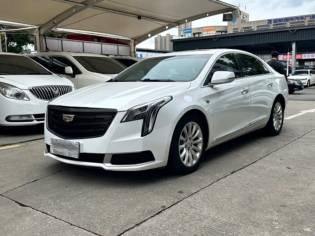 Cadillac XTS 2018 28T Technical
