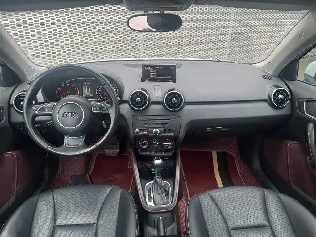 Audi A1 2013 30 TFSI Sportback Ego