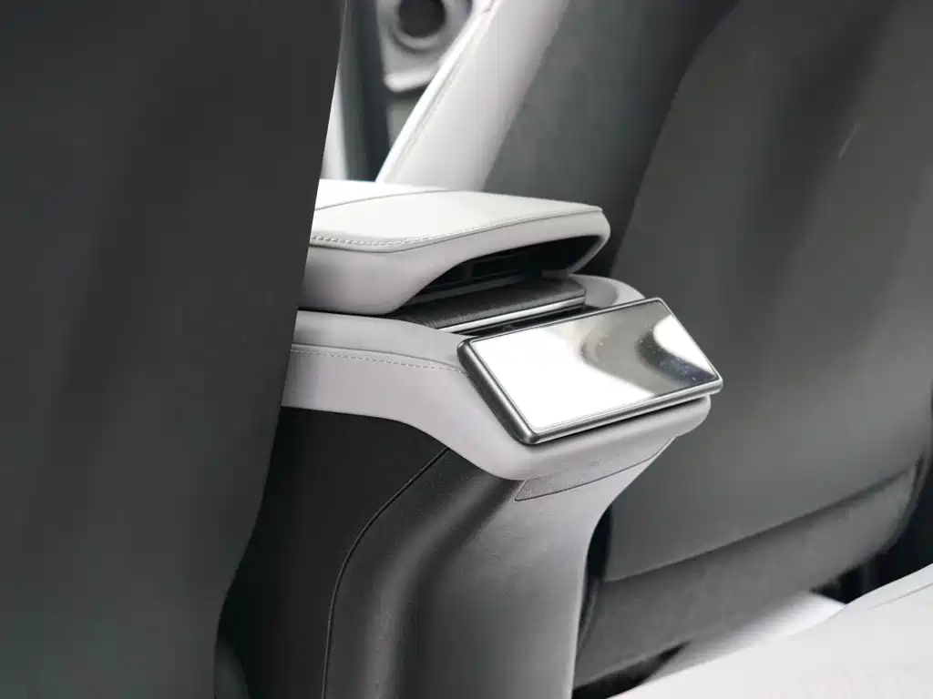 NIO EC6 2024 75kWh