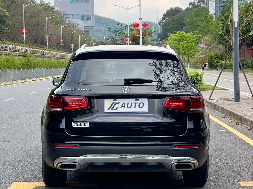 Mercedes-Benz GLC 260 L 4MATIC Dynamic Edition (2020 Facelift)