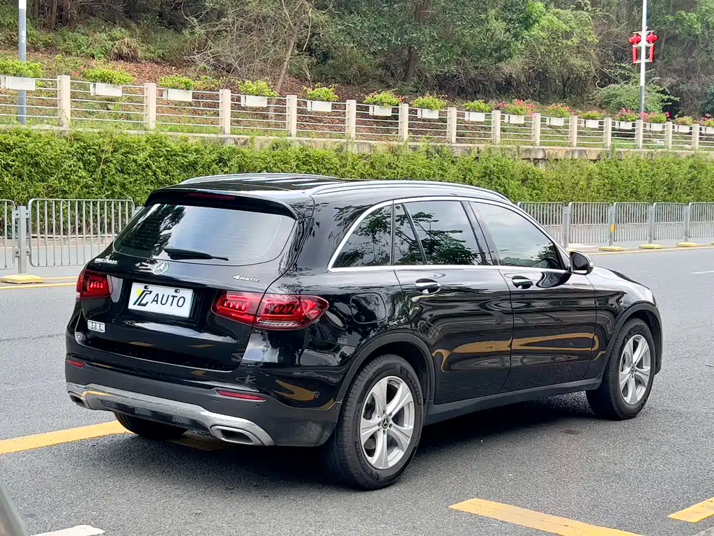Mercedes-Benz GLC 260 L 4MATIC Dynamic Edition (2020 Facelift)