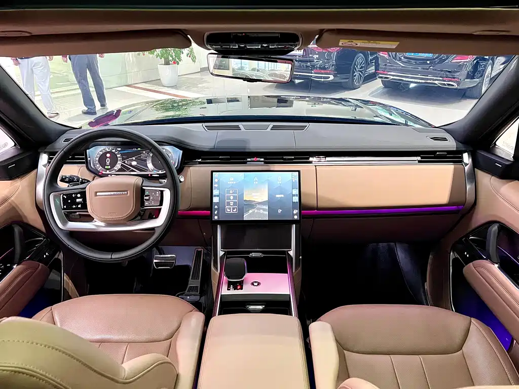 Range Rover 2025 3.0 L6 400PS Autobiography LWB