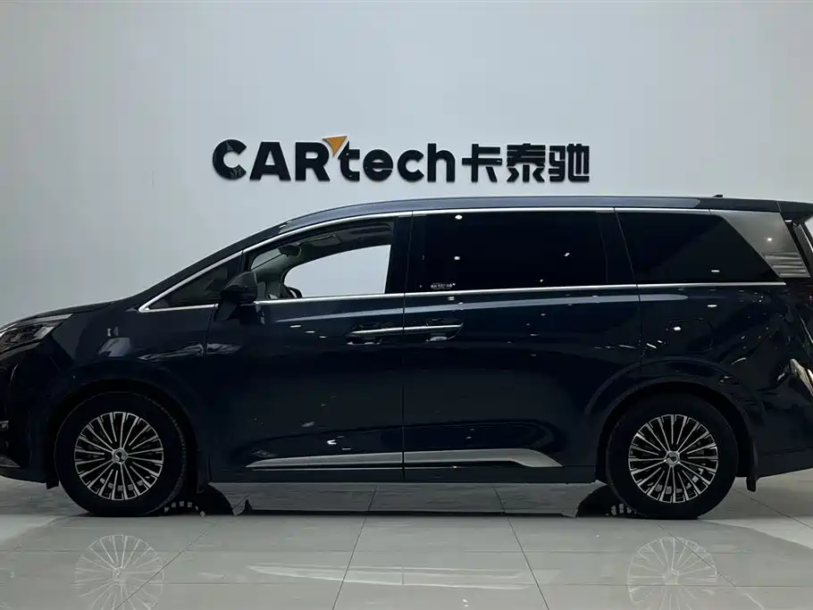 Denza D9 2022 DM-i 970 AWD Premium