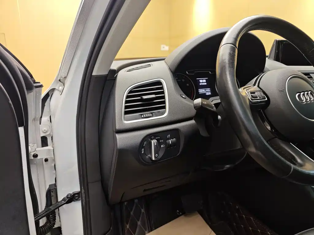 Audi Q3 2015 35 TFSI Comfort