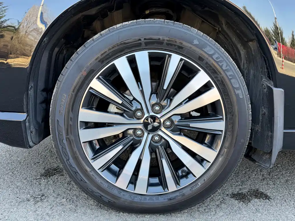 Outlander 2021 2.0L FWD Enjoy Edition 5-Seater