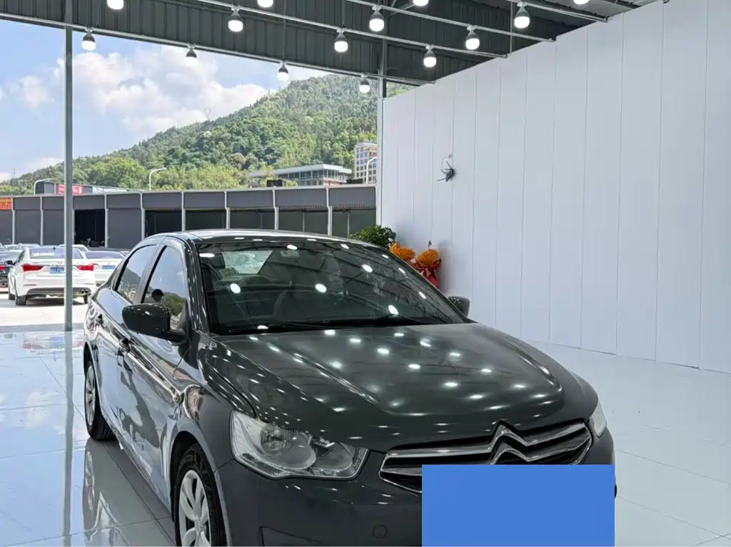 Citroën Elysée 2014 1.6L Automatic Fashion Model