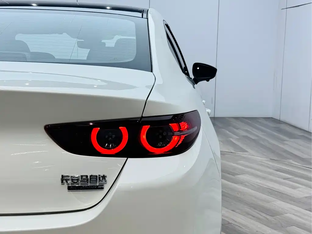 Mazda3 Axela 2022 2.0L Automatic Zhiya Obsidian Edition