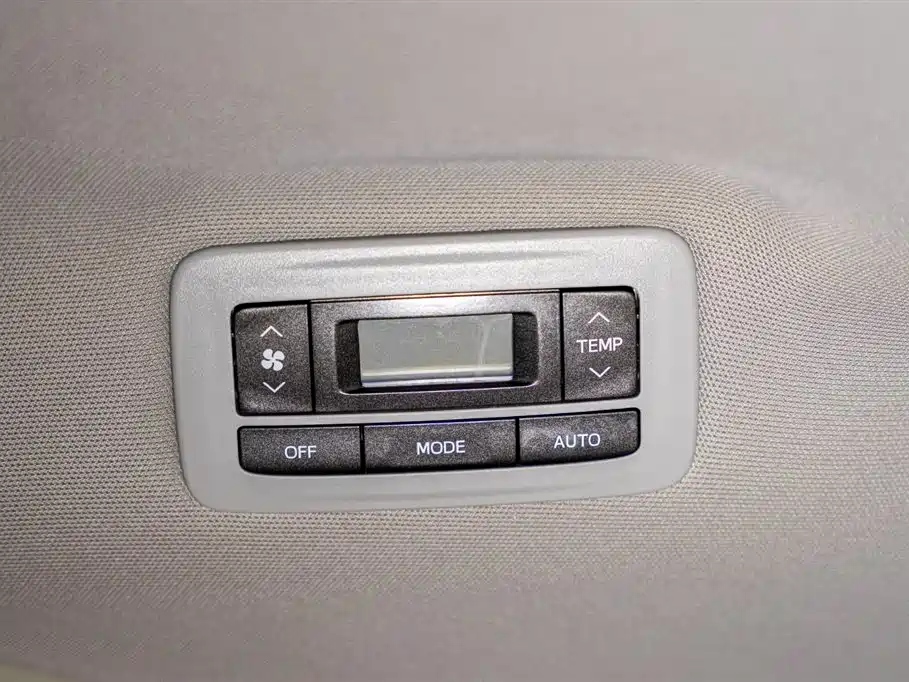 2018 Toyota Sienna 3.5L US Spec