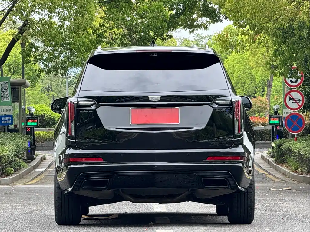 2025 Cadillac XT6 2.0T AWD 6-Seater Platinum Executive Black Label Edition